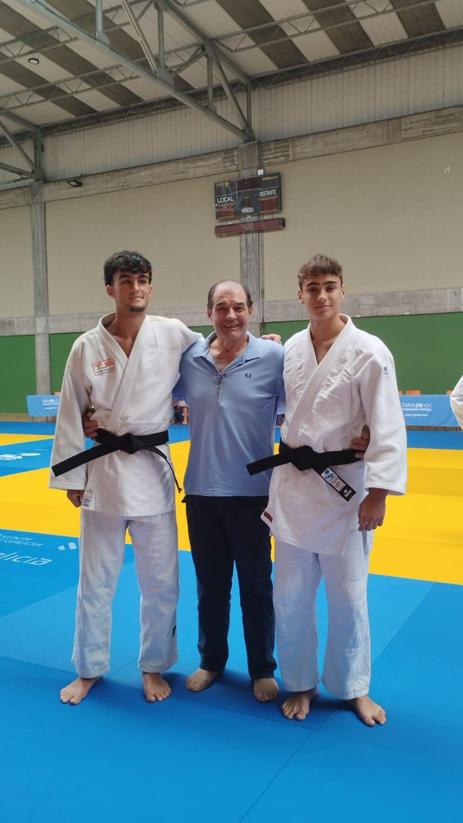 En Julio, idéntica situación al 7-24 (foto adjunta) : 
PREPARACIÓN Y EN  ESPERA DE LOS EXAMENES DE LOS DANES Y CINTURONES NEGROS DE JUDO, JIU-JITSU, A CELEBRAR EN AGOSTO PROXIMO. 
Nueva ilusión !