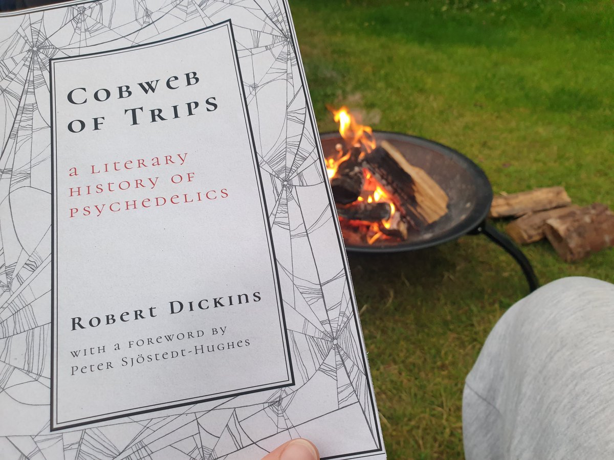 Steph (@steph_jprice) on Twitter photo A little review ✍️ Rob Dickins <a href="/cofgodas/">Robert Dickins</a> discusses his book - Cobweb of Trips: A Literary History of Psychedelics.
A must have for your bookshelf! 📚
<a href="/psypre/">Psychedelic Press</a> 🕷️🕸️
chemical-collective.com/blog/2025/07/2… A little review ✍️ Rob Dickins <a href="/cofgodas/">Robert Dickins</a> discusses his book - Cobweb of Trips: A Literary History of Psychedelics.
A must have for your bookshelf! 📚
<a href="/psypre/">Psychedelic Press</a> 🕷️🕸️
chemical-collective.com/blog/2025/07/2…