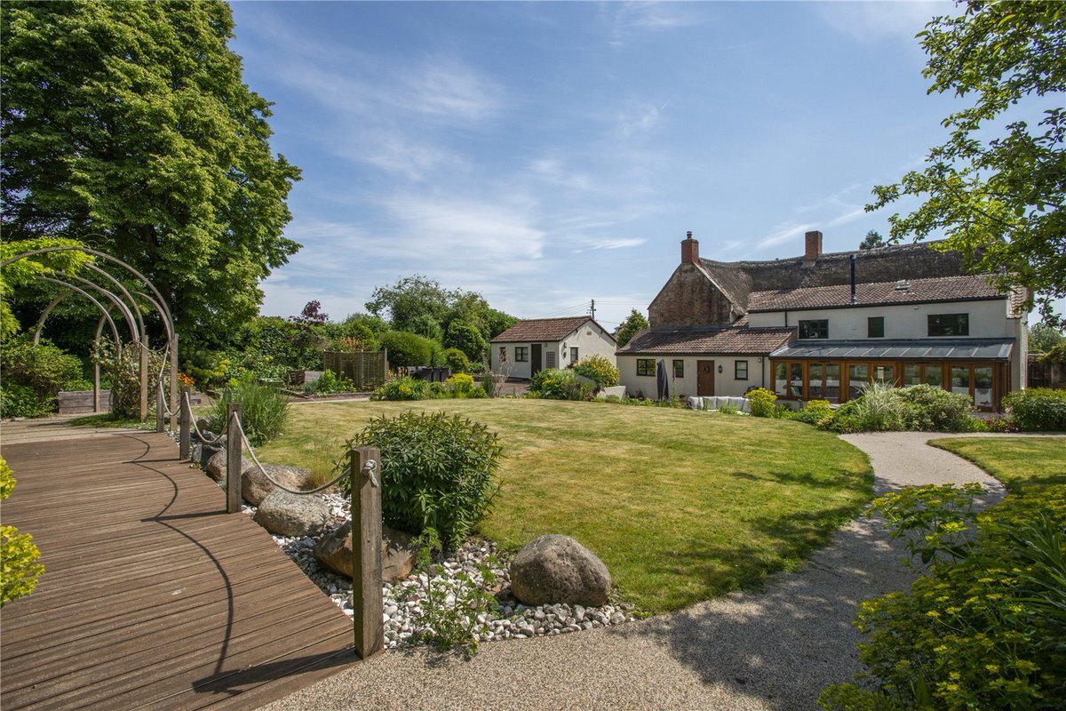 Jackson-Stops Taunton (@js_taunton) on Twitter photo #Forsale #Holford, #Bridgwater, #Somerset
Quantock House is a substantial #17thcenturyproperty on a quiet lane on the edge of this highly desirable village, in the foothills of the #Quantocks. Guide price £850,000.
jackson-stops.co.uk/properties/206…
<a href="/SomersetLife/">Somerset Life</a> <a href="/VisitSomerset/">Visit Somerset</a> #Forsale #Holford, #Bridgwater, #Somerset
Quantock House is a substantial #17thcenturyproperty on a quiet lane on the edge of this highly desirable village, in the foothills of the #Quantocks. Guide price £850,000.
jackson-stops.co.uk/properties/206…
<a href="/SomersetLife/">Somerset Life</a> <a href="/VisitSomerset/">Visit Somerset</a>