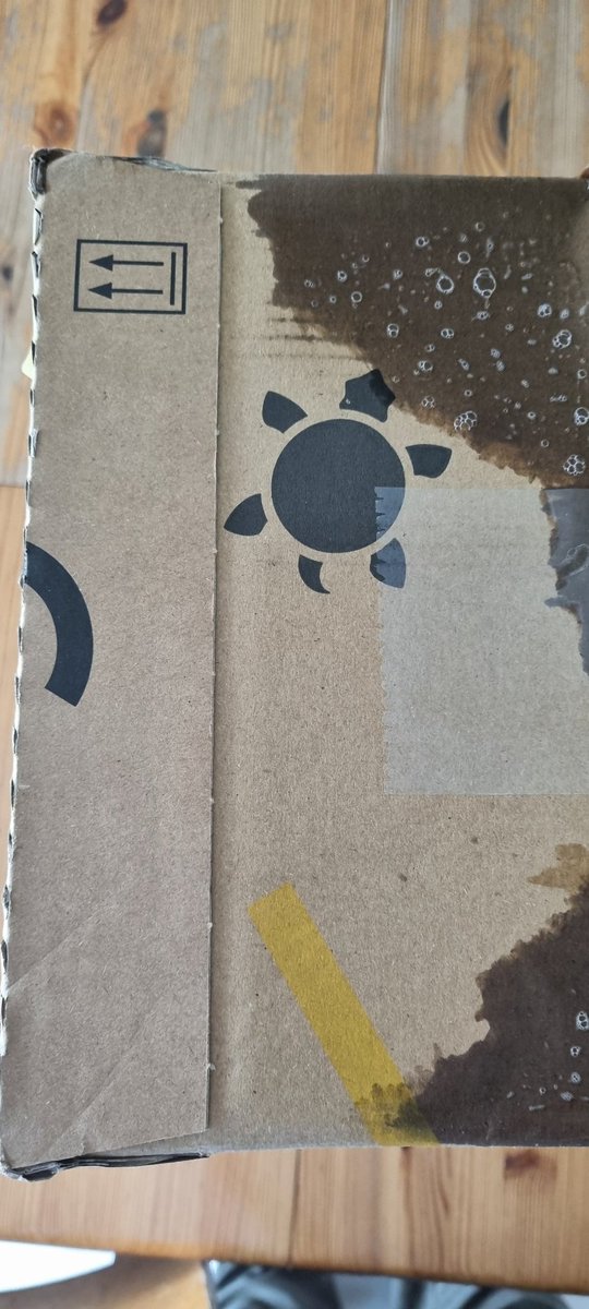 Moɳα 🌻 tweet media