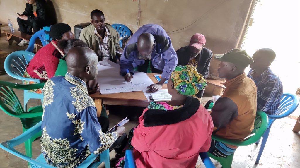 MIRAC2Albertine's tweet image. 🌍✨ Exciting training for local council leaders in Kabwoya S/C, @KikuubeOfficial. They’re enhancing their skills on land legal frameworks, transaction agreements, and mediating land-related conflicts. Empowering our community leaders for a better future! 🤝#LandRights