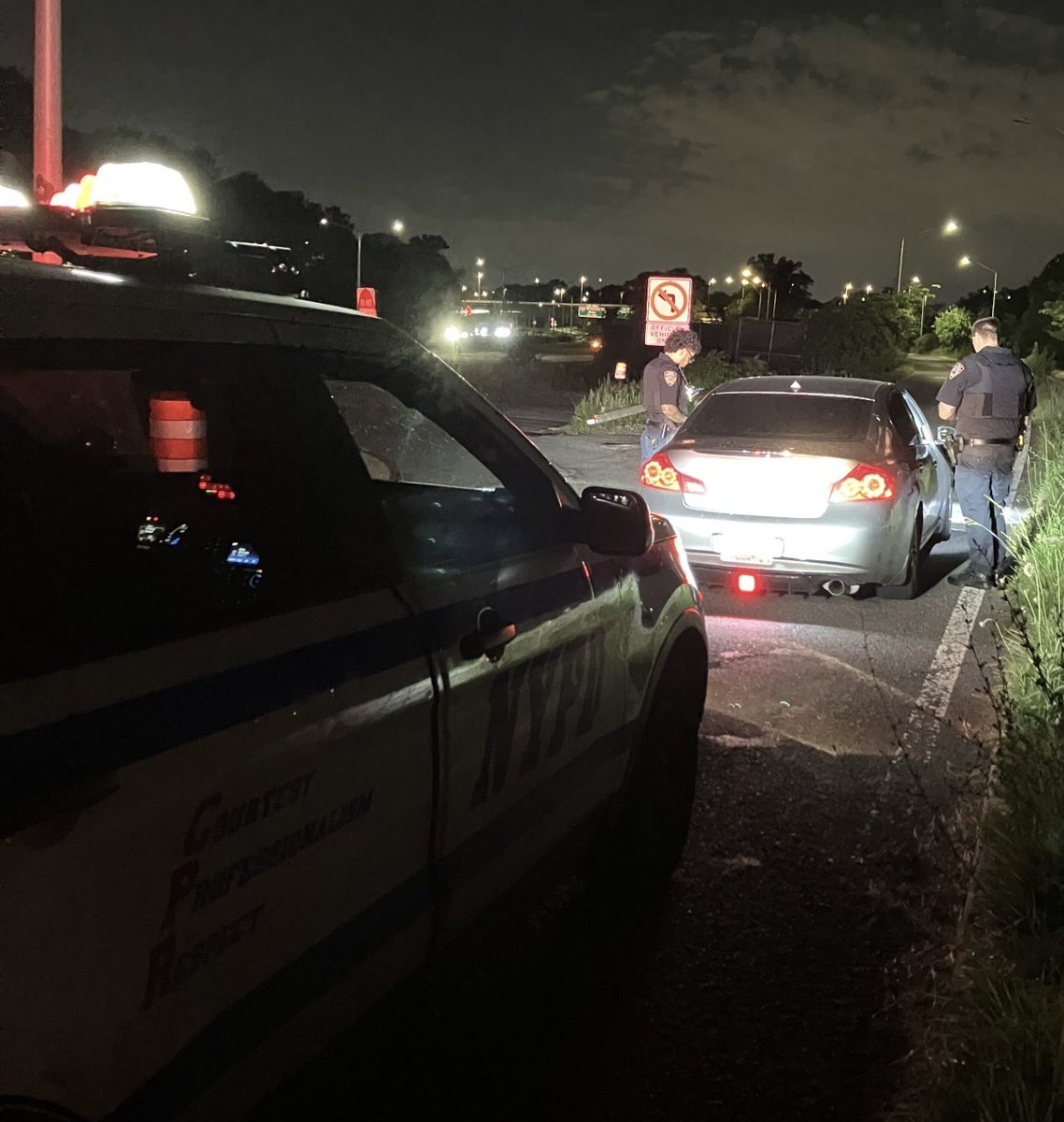 NYPD109Pct's tweet image. Last night in Whitestone Village, summonses were issued for several violations including loud exhaust, parking on the sidewalk & unregistered vehicle. One individual was arrested for narcotics possession.