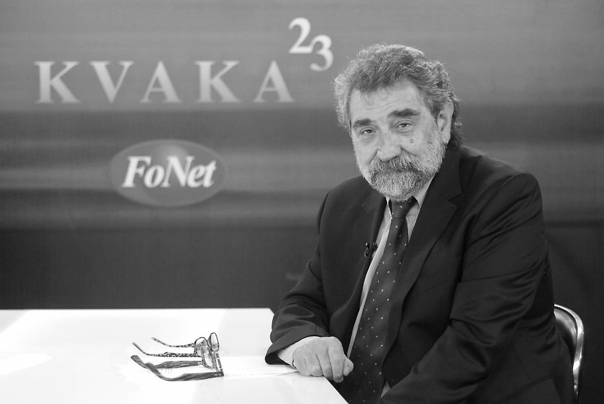 Portal European Western Balkans se sa tugom oprašta od Zorana Sekulića, dragog kolege, saborca i novinarskog uzora.

Njegov doprinos profesionalizmu i slobodi medija u Srbiji je nemerljiv. Hvala mu.