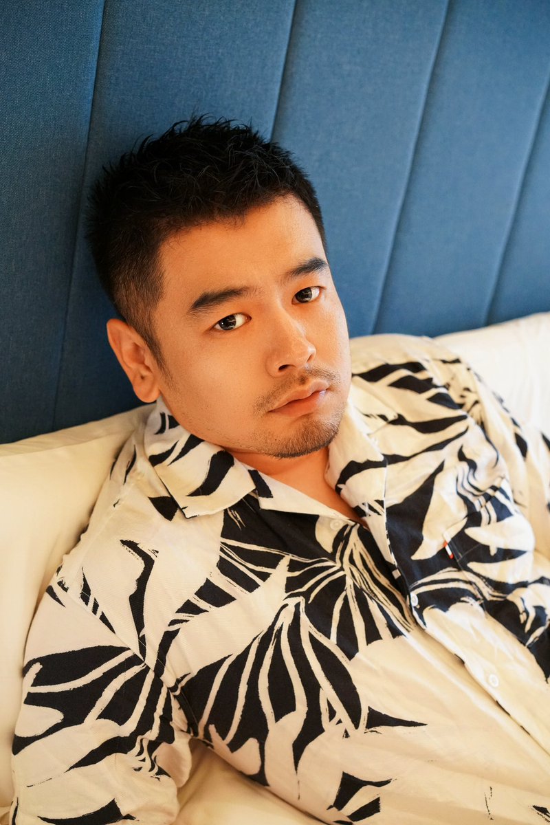 ProPandas_Mr17's tweet image. 鏡の中の自分と出会うって感じ、いいですよね。