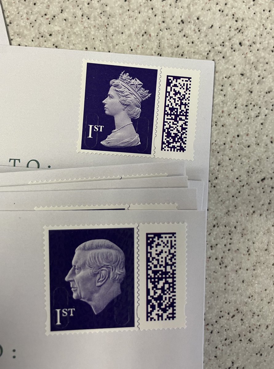aIIegoricaI's tweet image. Just posting some invitations, couldn’t help but be amazed by how stark the downgrade is between the portrait of the late Queen and the current portrait of the King. He’s not even wearing a crown.