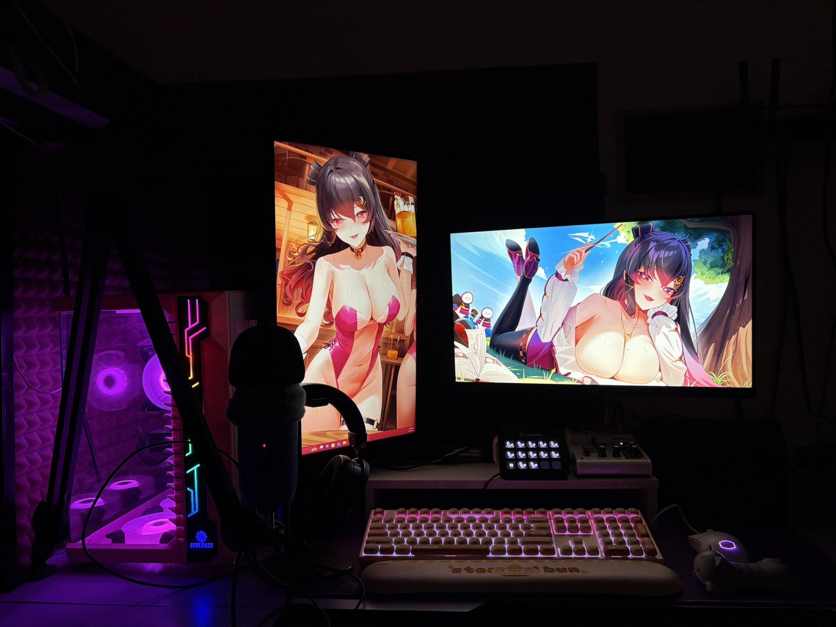 NanasuAnone's tweet image. Listened to my Filipino oomfs from the last post and put the CPU on the table. Tried arranging it like this, does the placement look okay?
Estetik dapat ket binaha ๐คช