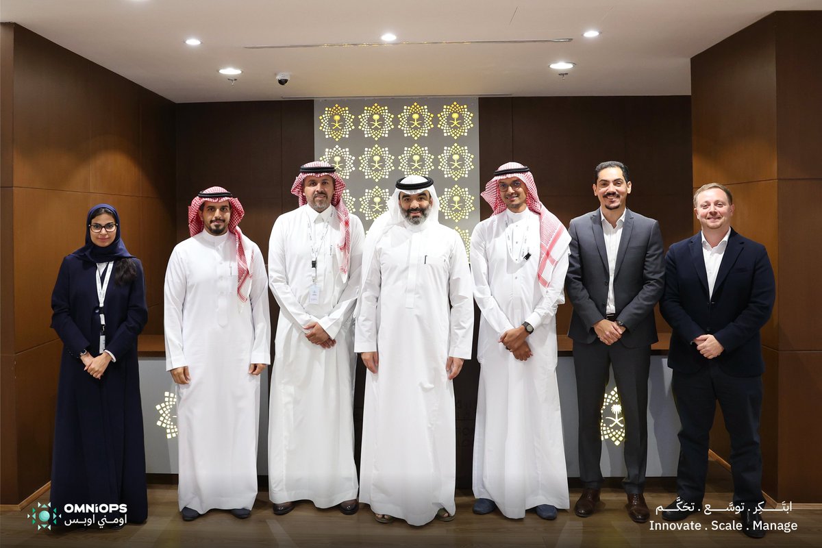 أومني أوبس تطلق "بنيان"، أول منصة سعودية لخدمة الاستدلال  

أعلنت <a href="/omniopssa/">OmniOps</a> ، المزود الرائد لحلول البنية التحتية للذكاء الاصطناعي في المملكة العربية السعودية، عن الإطلاق الرسمي لمنصة بنيان - Bunyan، أول منصة سعودية سيادية لخدمة الاستدلال (Inference as a Service).

جاء ذلك عقب