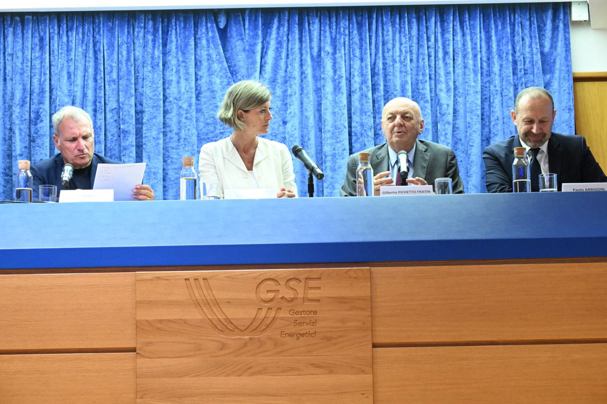 GSE (@gserinnovabili) on Twitter photo 🎥Oggi in Auditorium #GSE, con il Ministro #MASE <a href="/GPichetto/">Gilberto Pichetto</a> e il Presidente GSE <a href="/arrigoni_paolo/">Paolo Arrigoni</a>, la presentazione del #documentario "La transizione possibile". Un viaggio per l’Italia che racconta il volto della #transizionenergetica e il ruolo del GSE nella #decarbonizzazione 🎥Oggi in Auditorium #GSE, con il Ministro #MASE <a href="/GPichetto/">Gilberto Pichetto</a> e il Presidente GSE <a href="/arrigoni_paolo/">Paolo Arrigoni</a>, la presentazione del #documentario "La transizione possibile". Un viaggio per l’Italia che racconta il volto della #transizionenergetica e il ruolo del GSE nella #decarbonizzazione
