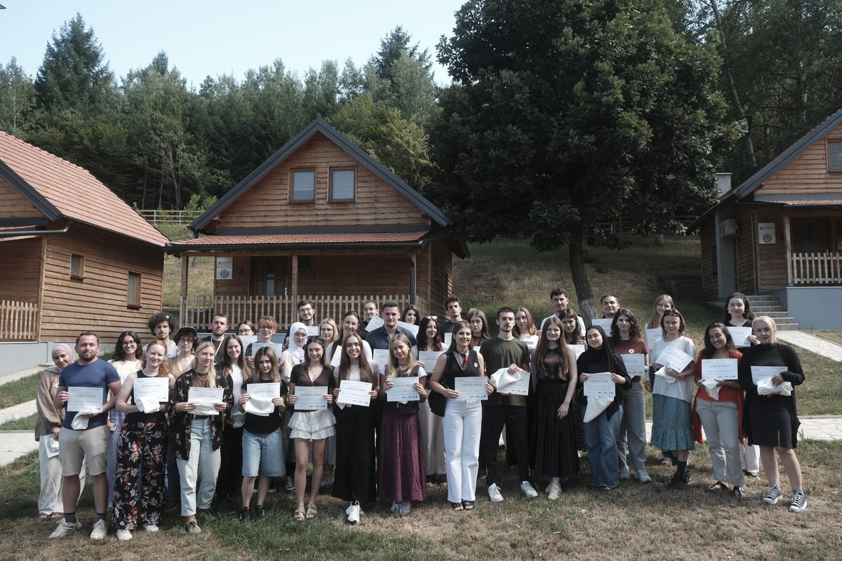 PCRCBiH's tweet image. Young researchers, activists, and leaders from BiH and 22 additional countries gathered at the sixth Srebrenica Youth School on the occasion of the 30th anniversary of the genocide. In Sarajevo, Tuzla, and Srebrenica they learned about the culture of memory, crime prevention, and…