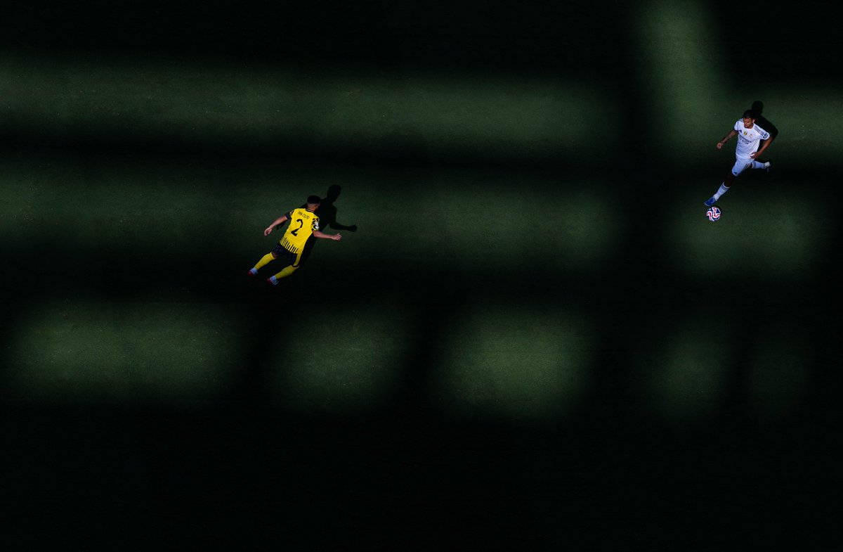 GGFN_'s tweet image. ⚫️🟡 Despite recently commenting on his struggles in Germany, Yan Couto will look to establish himself on the side this season. (RN)
🤔 However, if he underperforms once again, his time at the club could come to an end.