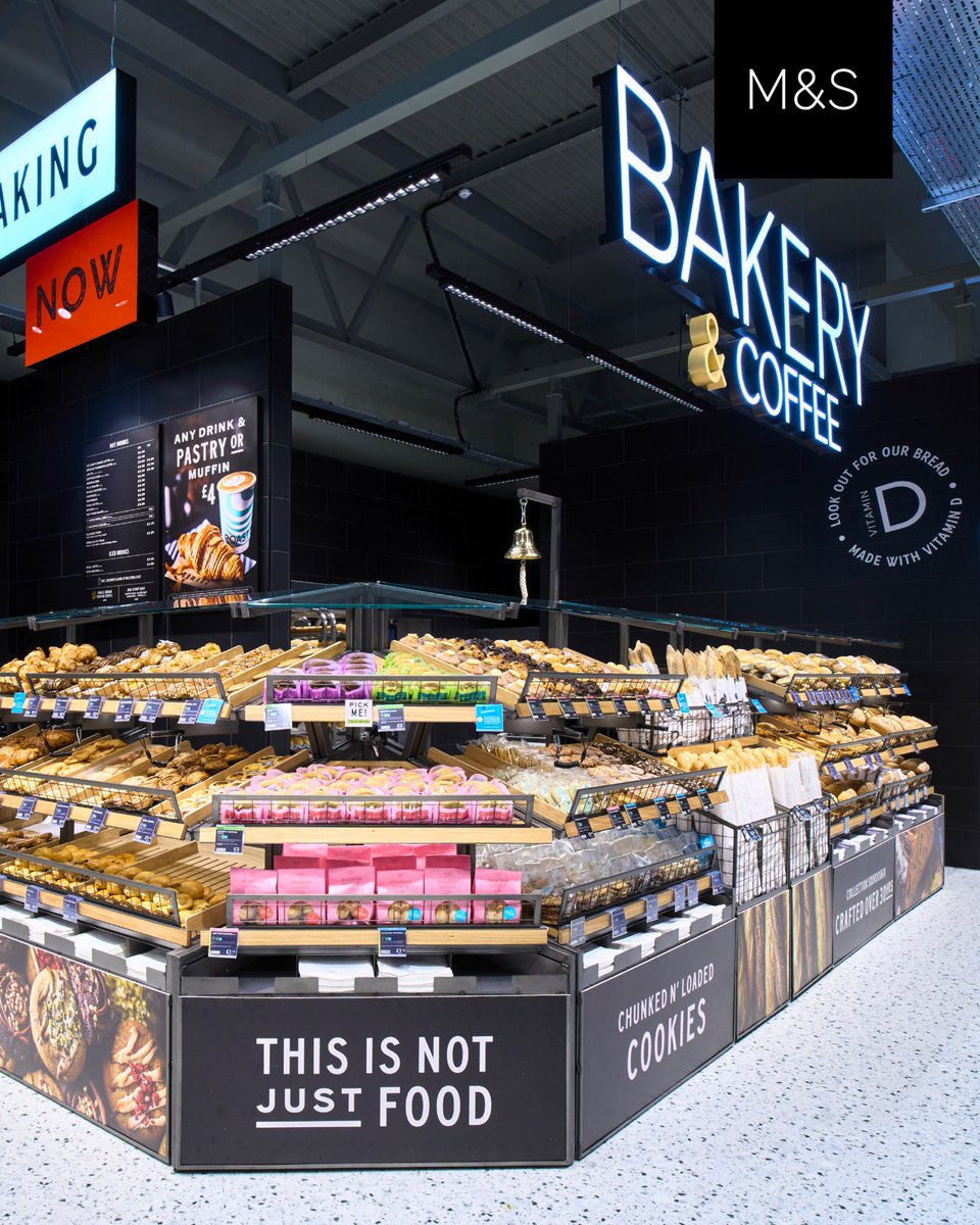 MandSnews's tweet image. 📢 Now open in Leytonstone: a brand-new 12,000 sq ft M&S Foodhall on High Road.
Discover fresh, seasonal produce, an in-store bakery, Flower Shop, Wine Shop & more — all led by Store Manager Chelsea, celebrating 10 years with M&S.
We look forward to welcoming you.…