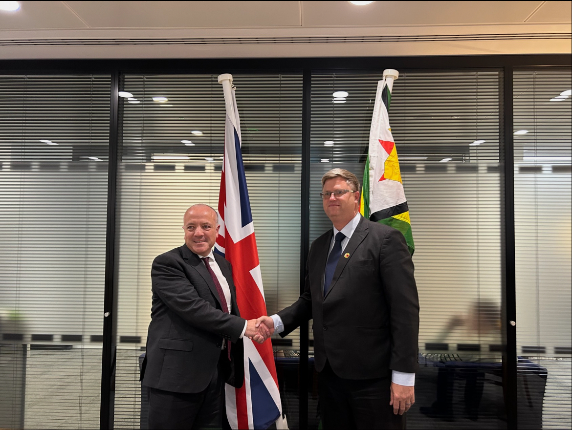 MikeKaneMP's tweet image. Pleased to welcome Deputy Minister Joshua Sacco, @MinistryofTID, yesterday to discuss aviation decarbonisation.
Our continued partnership with Zimbabwe is helping drive critical developments of sustainable aviation fuels in both countries, for a cleaner aviation future.🇬🇧🇿🇼