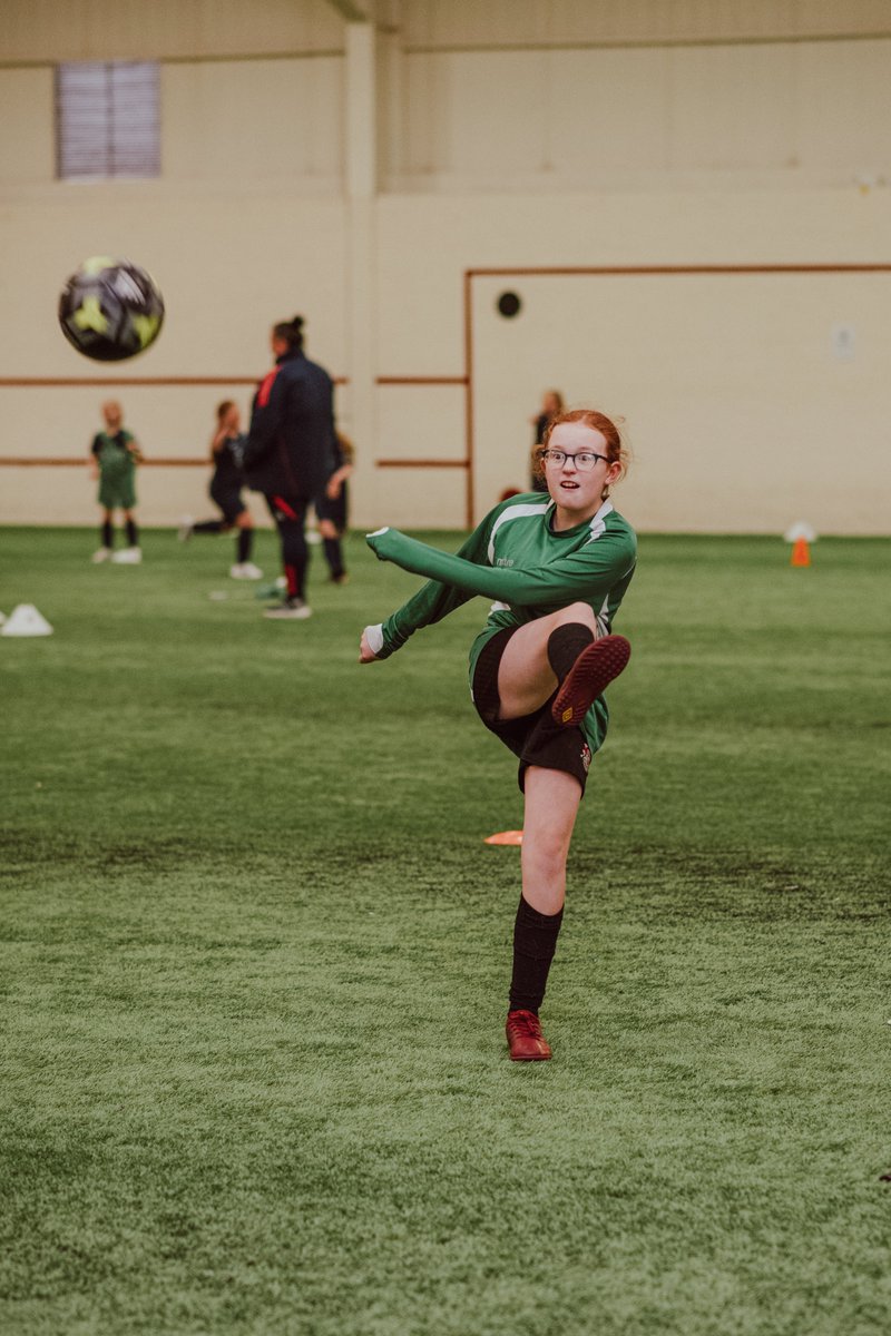 MU_Foundation's tweet image. Inspiring a GENERATION ๐คฉ
Weโre all behind the @Lionesses tonight as they take on Italy in @WEuro2025 ๐ฆ๐ด๓ ง๓ ข๓ ฅ๓ ฎ๓ ง๓ ฟ
Whatever the result, for our young and aspiring female footballers, you are all heroes โค๏ธ
#Lionesses | #WEuro2025
