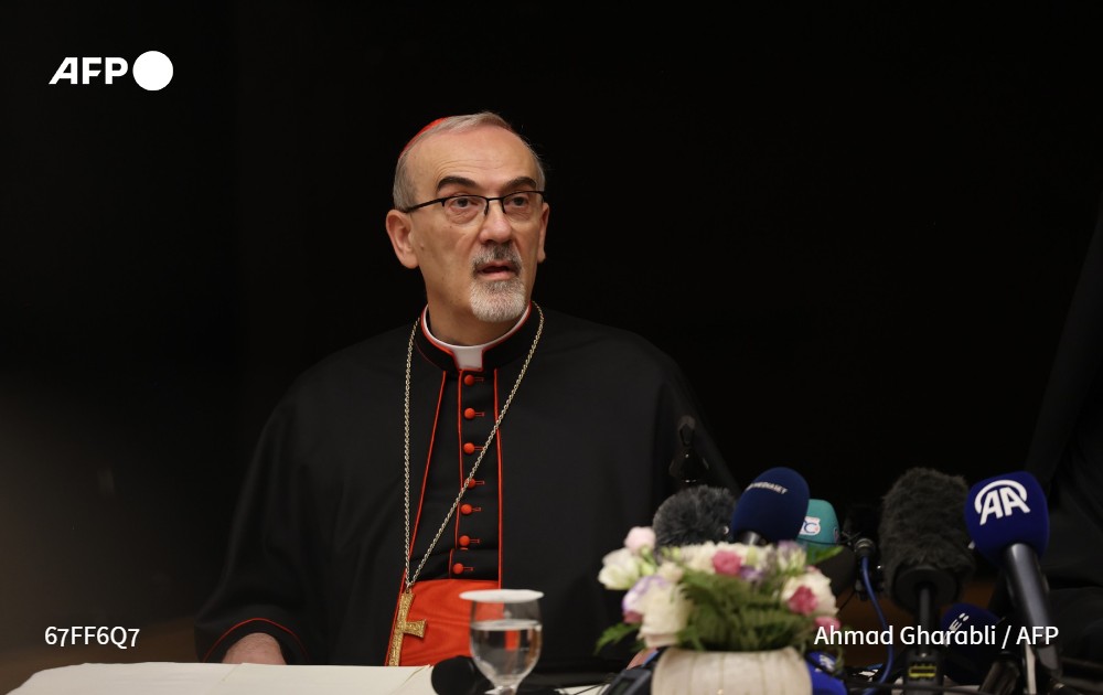 El patriarca latino de Jerusalén, máxima autoridad de la Iglesia católica en Tierra Santa, afirmó que la situación humanitaria en la Franja de Gaza es "moralmente inaceptable e injustificable", tras visitar el enclave palestino devastado por la guerra entre Hamás e Israel #AFP