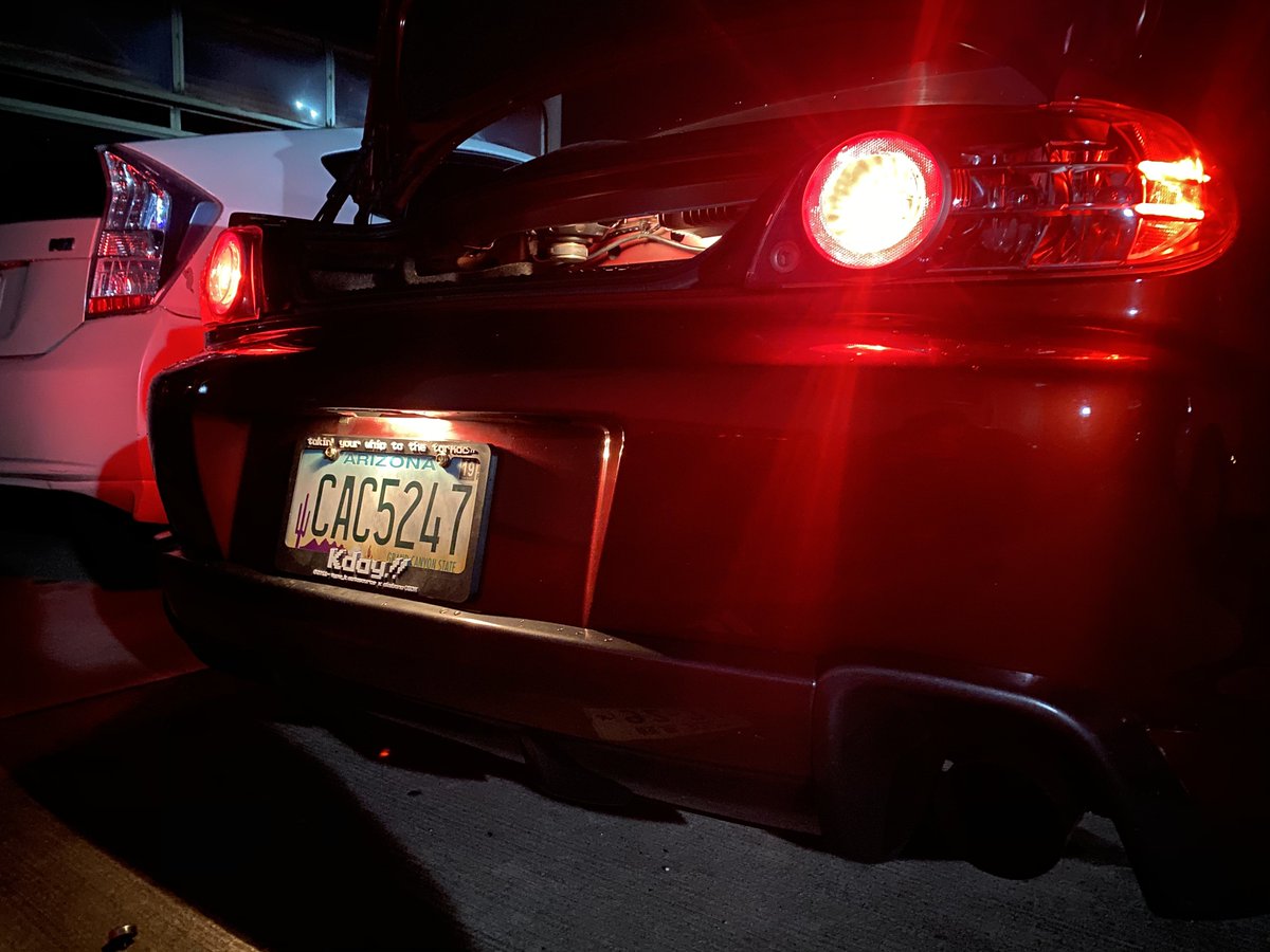 RX-8 USテール 売ります。
¥30000
サイドの赤色レンズがリフレクターになるよ❤️
取り付けはJPと同じだから簡単🔥