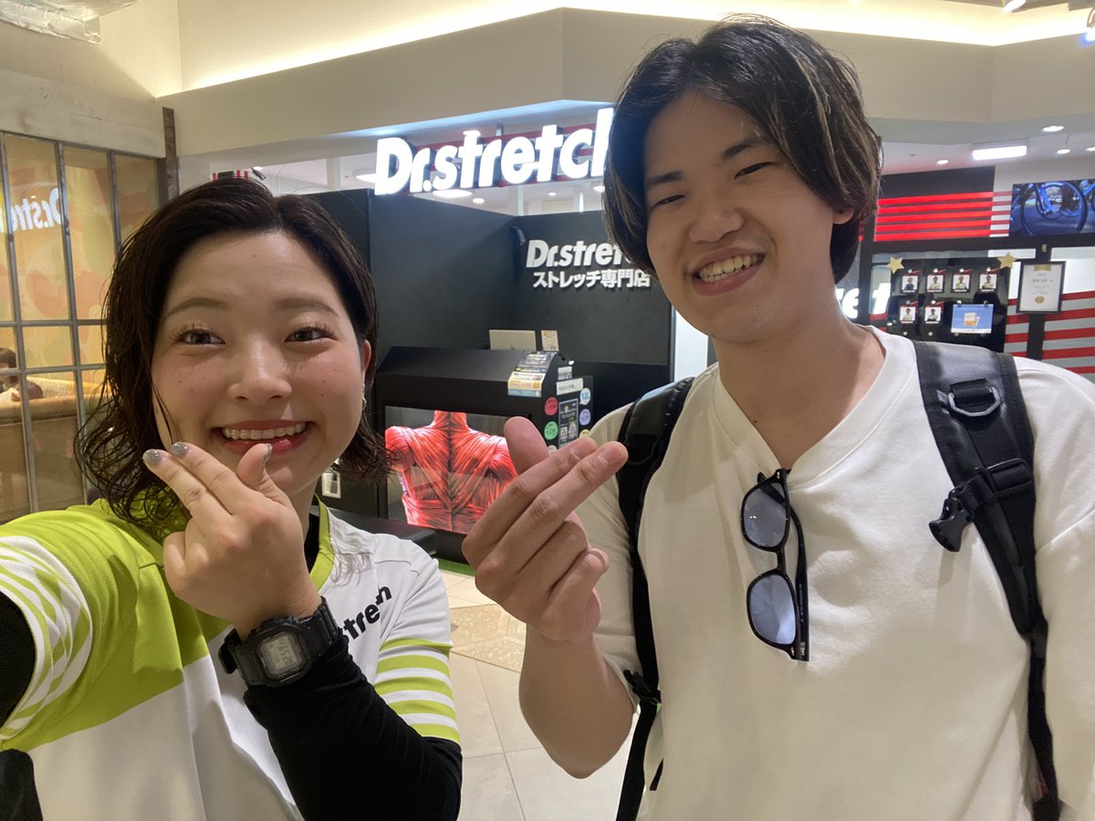 gotahara's tweet photo. 今日は新宿マルイ本館にて神山店長のストレッチ受けてきました！！
これはみんなが勧めるわ😭めちゃうめぇ🐏
メンテナンスも兼ねて行っけどやって欲しいところをやってくれる感じやった🤔
みんな追い抜く為に行動行動行動🔥🔥

#ドクターストレ���チ新宿マルイ本館
#コツコツは勝つコツ
#グイッ https://t.co/kFVepu0Mrz
