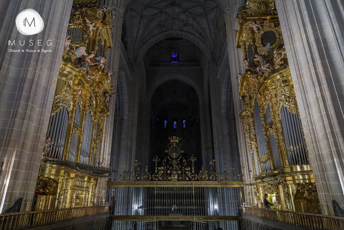 🎹Anoche, la organista Bine Bryndorf debutó en MUSEG con un recital impresionante en la Catedral de Segovia. Obras de Sweelinck, Scheidemann y Buxtehude sonaron con fuerza y precisión en un espacio único. 

Hoy, el Festival Joven sigue en el Alcázar a las 22:00 h.