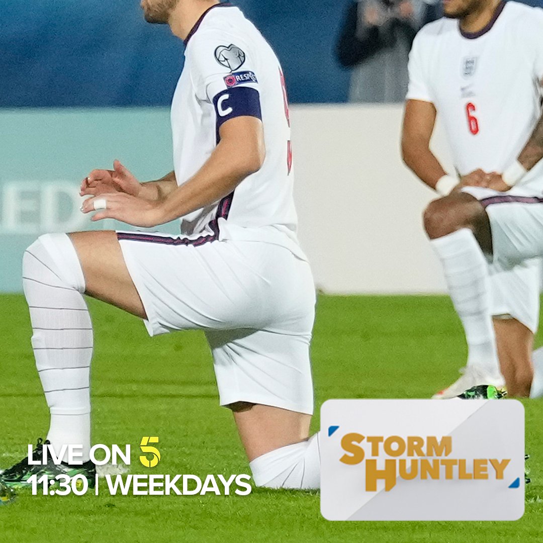 JeremyVineOn5's tweet image. Are the Lionesses right to stop taking the knee?
The team won't be performing the gesture at tonight's Euros semi-final after defender Jess Carter received racist abuse online.
Is it a powerful symbol against racism?
Or does it end up bringing out the worst in people?