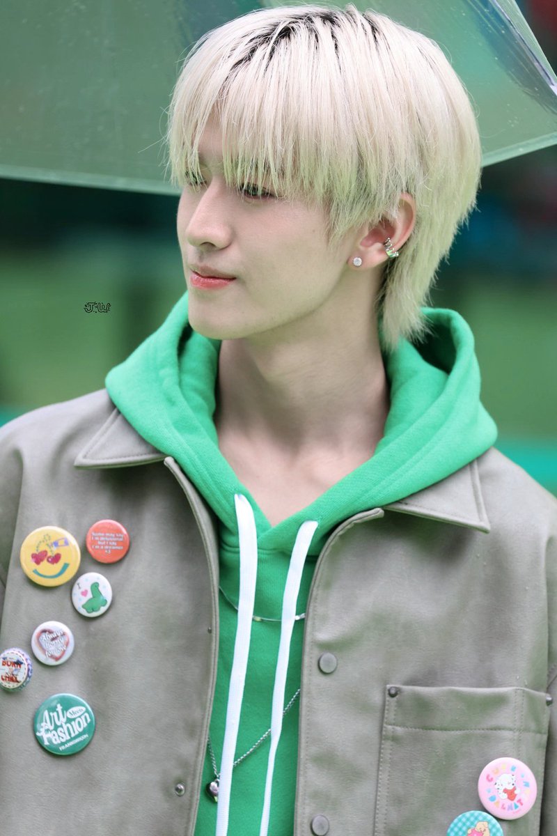 ꒰১🩷  22/07/25 🩷໒꒱ 

꒰ #JINWOOKkim <a href="/Jinwookkimjin/">Jinwook</a> ꒱

 =͟͟͞͞♡ AIS ที่1 ในใจ💚

#AISSIAMBUS
#BUSbecauseofyouishine