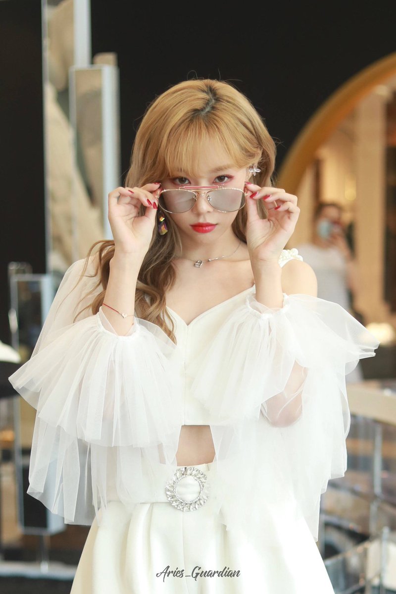 deukaethrowback's tweet image. july 23, 2020 ㅡ handong at a gentle monster event
#Dreamcatcher #드림캐쳐
