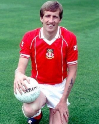 RIP Joey Jones, Mr Wrexham, Legend on and off the pitch - thank you for everything ❤️ #ohjoeyjoey