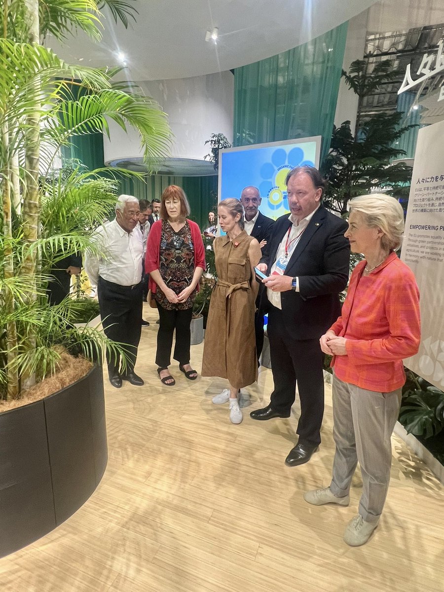 euatexpo's tweet image. A strong day for Europe 🇪🇺 at Expo
President Ursula @vonderleyen, @eucopresident António Costa, and HR/VP @kajakallas visited the EU Pavilion and stood in solidarity at the Ukrainian Pavilion 🇺🇦
#EUatExpo #StandWithUkraine