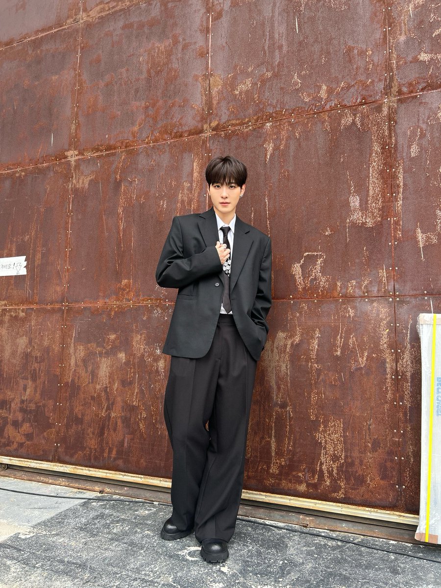 [💙_ #성민]

예노메 많이 들어주기😻😻

#ONEPACT #원팩트
#SEONGMIN #성민