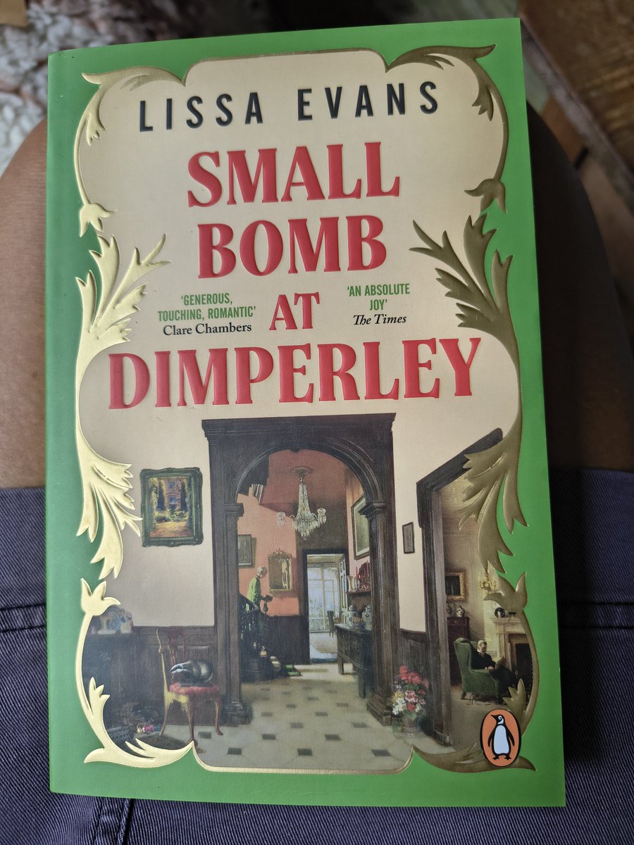 helensaxby11's tweet image. So pleased to have won this! That's my camping trip reading sorted for next week then 😊
Thank you for signing @LissaKEvans, only slightly disappointed I didn't get a paw print from Watson too...🐾 😉