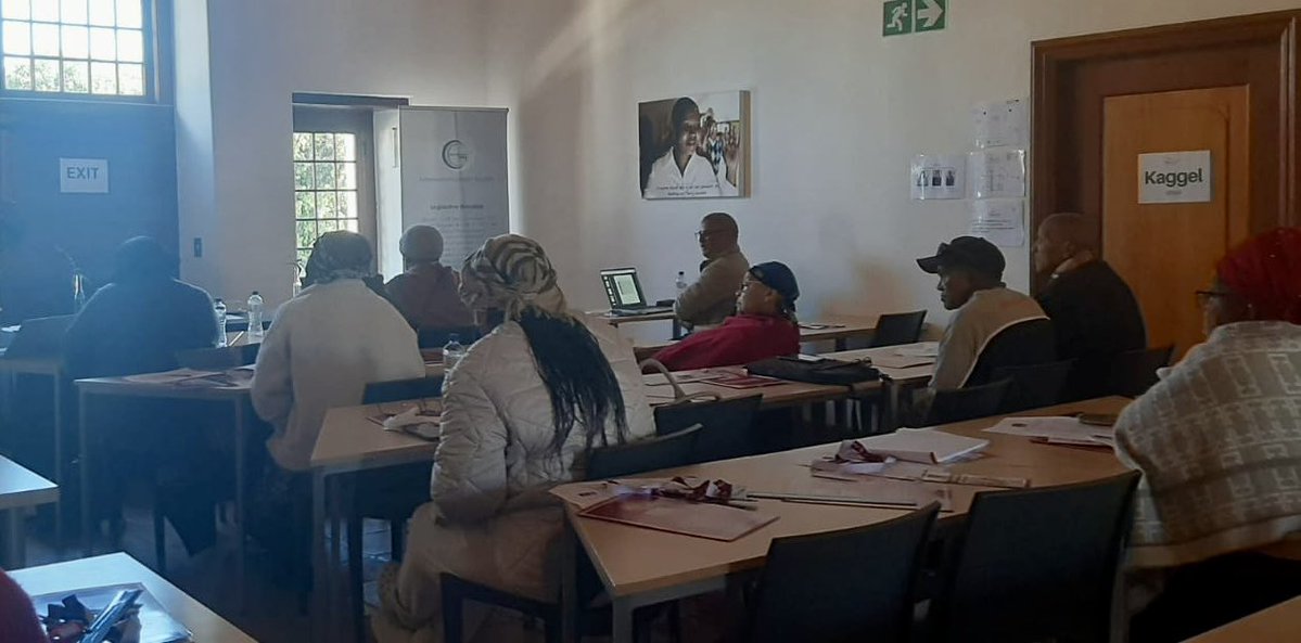 SAHRCommission's tweet image. Outreach| SAHRC’s Western Cape Provincial Office is today, 22 July 2025, educating community activists in the Cape Winelands and surrounding areas, Stellenbosch, in collaboration with the Commission for Gender Equality in Cape Town.