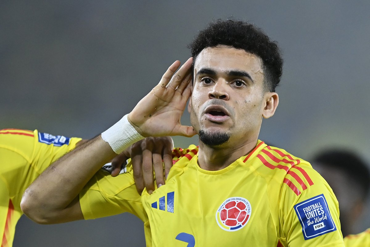 GGFN_'s tweet image. 🔴⚪️ Liverpool are willing to negotiate for Luis Diaz, with Bayern Munich open to spending €75m. (Bild)
💰 Bayern would offer the 28-year-old a salary of €14m per year (gross). At Liverpool, he currently earns €2.5m (net).