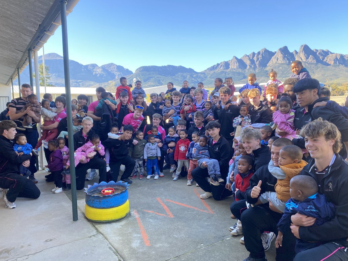 abingdonrugby's tweet image. This morning we visited a Wellington Pre-School, supported by @PebblesProject 
We saw the classrooms our 2023 tour donations helped build, and spent time teaching &amp;amp; playing with 1 - 5 yr olds. This year’s tour proudly continues to support the school &amp;amp; charity. 🌍
#PebblesProject