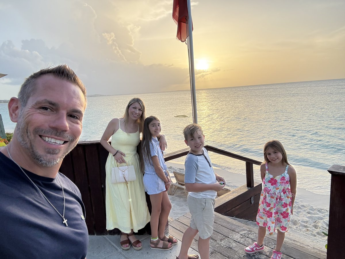 ted_rath's tweet image. As training camp begins I always enjoy reflecting on the amazing new memories we made as a family during the summer…
To experience new places TOGETHER is something that always seems to refresh us, being able to bring our kids along is such a blessing…
.
.
.
#tedwalk