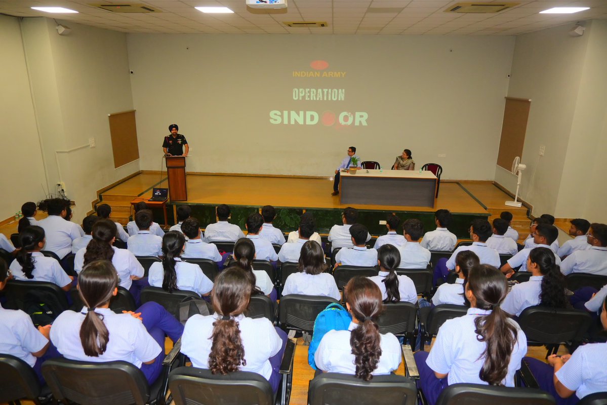 IaSouthern's tweet image. #OperationSindoor – Truth. Resolve. Nation First.
In a spirited outreach under #OperationSindoor, the #AgnibaazDivision of the #IndianArmy reached out to young minds at Rashtriya Military School, #Ajmer and Nath Valley School, #ChhatrapatiSambhajinagar.
The sessions highlighted…