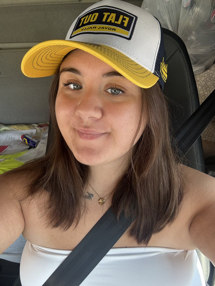 😁