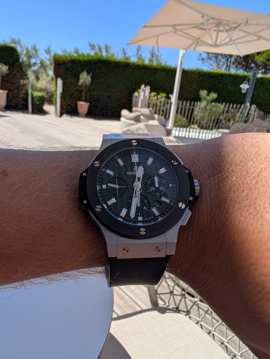 Once my account hits 1000 followers, the real work begins. 🚀
I will be building a game-changing application on <a href="/chia_project/">Chia Network</a> $XCH and this picture is your first piece of alpha. 🤫 Think #RWA. ⌚️
Follow now and Re-tweet so you don't miss the reveal! 👇
#RWA #XCH #Alpha #BUILD