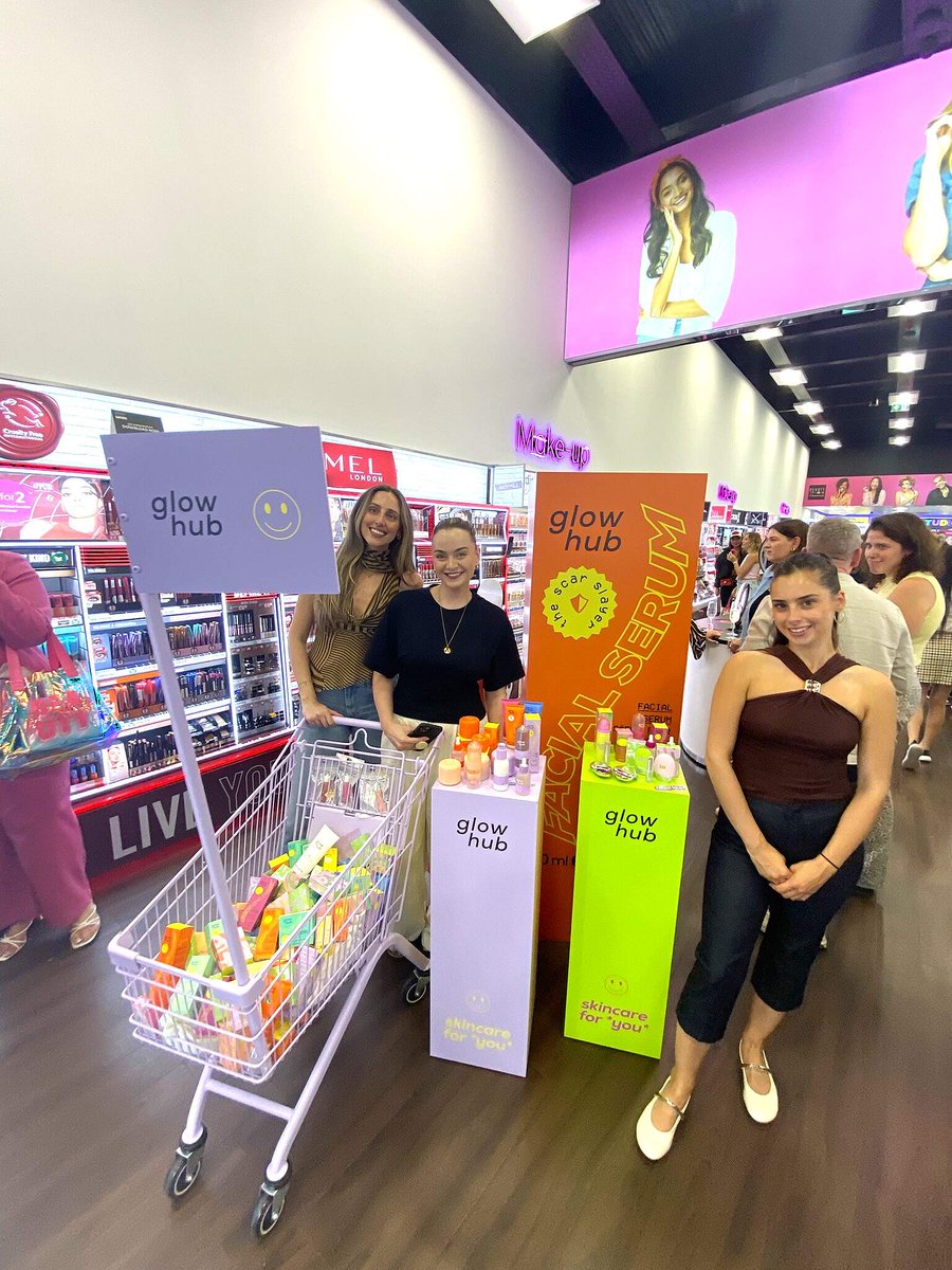 threepointpos's tweet image. Some project highlights ✨ beauty roll up! 

~ Glow Hub Beauty Playground with Superdrug
~ Poundland full store roll out (inc. multiple Procter &amp;amp; Gamble brands)
~ Nuxe Group Perfume factice at Boots UK HQ
~ Glow For It Beauty Exclusive Showcase at Boots Battersea Store 

#POS