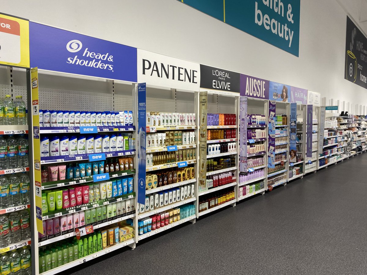 threepointpos's tweet image. Some project highlights ✨ beauty roll up! 

~ Glow Hub Beauty Playground with Superdrug
~ Poundland full store roll out (inc. multiple Procter &amp;amp; Gamble brands)
~ Nuxe Group Perfume factice at Boots UK HQ
~ Glow For It Beauty Exclusive Showcase at Boots Battersea Store 

#POS