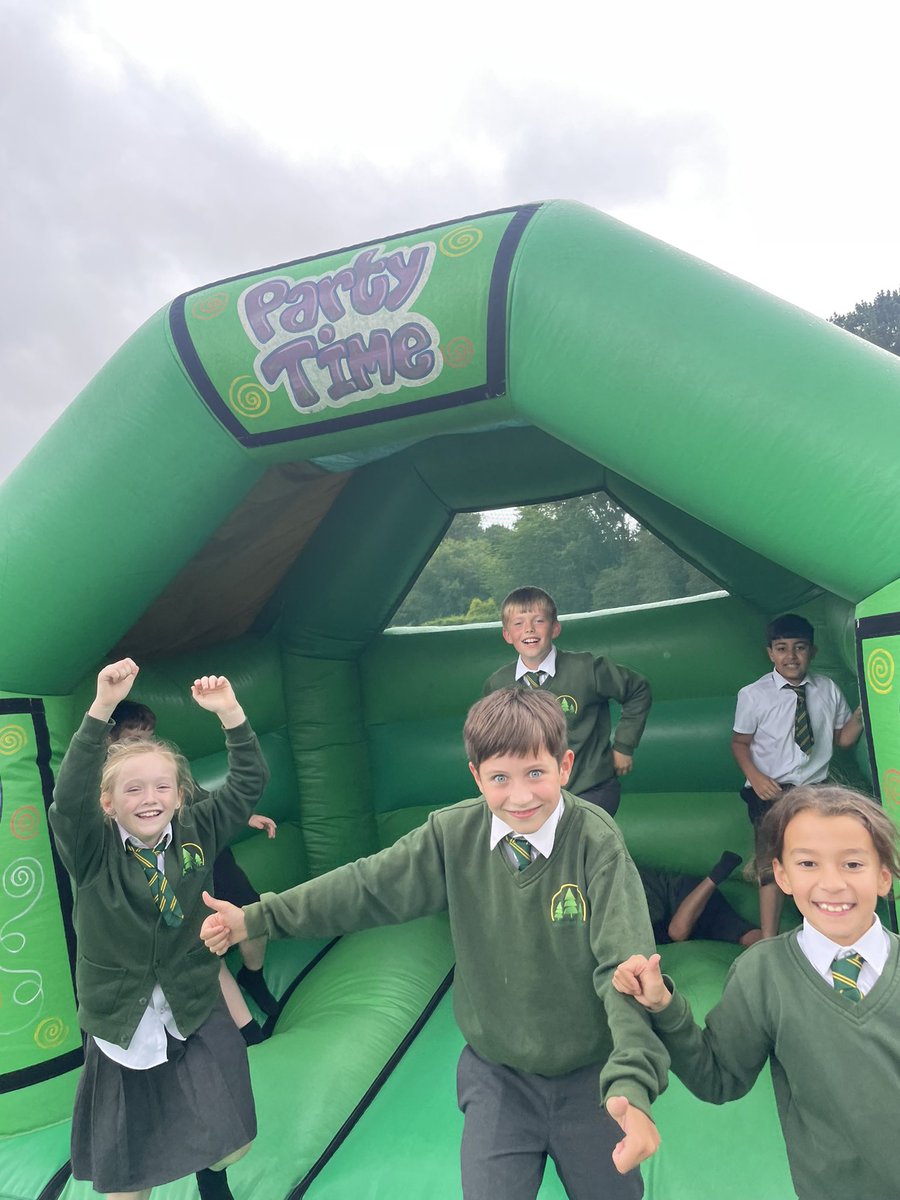 firsprimarysale's tweet image. #Y4Rowan enjoying their maths factor treat! Thanks for organising Mr P and Miss Shaw, we had a great time!! 😁😁