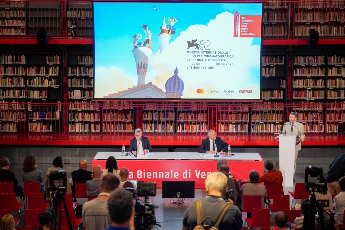 la_Biennale's tweet image. #BiennaleCinema2025 La conferenza stampa termina qui: appuntamento all’82. Mostra Internazionale d’Arte Cinematografica #Venezia82 (Lido di Venezia, 27 agosto > 6 settembre 2025)!