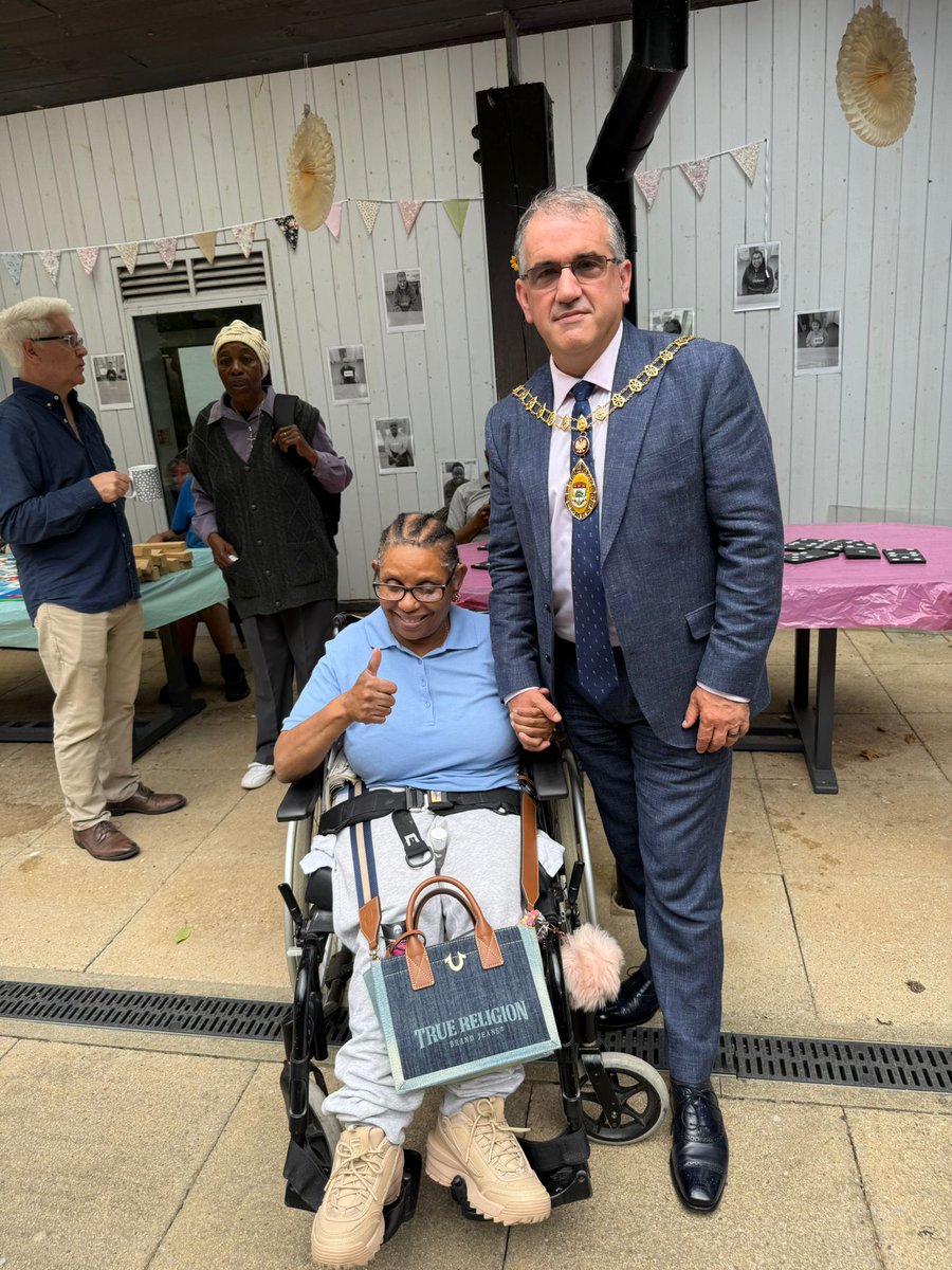 A wonderful welcome from everyone at <a href="/ealingmencap/">Ealing Mencap</a> I got to join in with their arts and activities. I will see you all again soon!