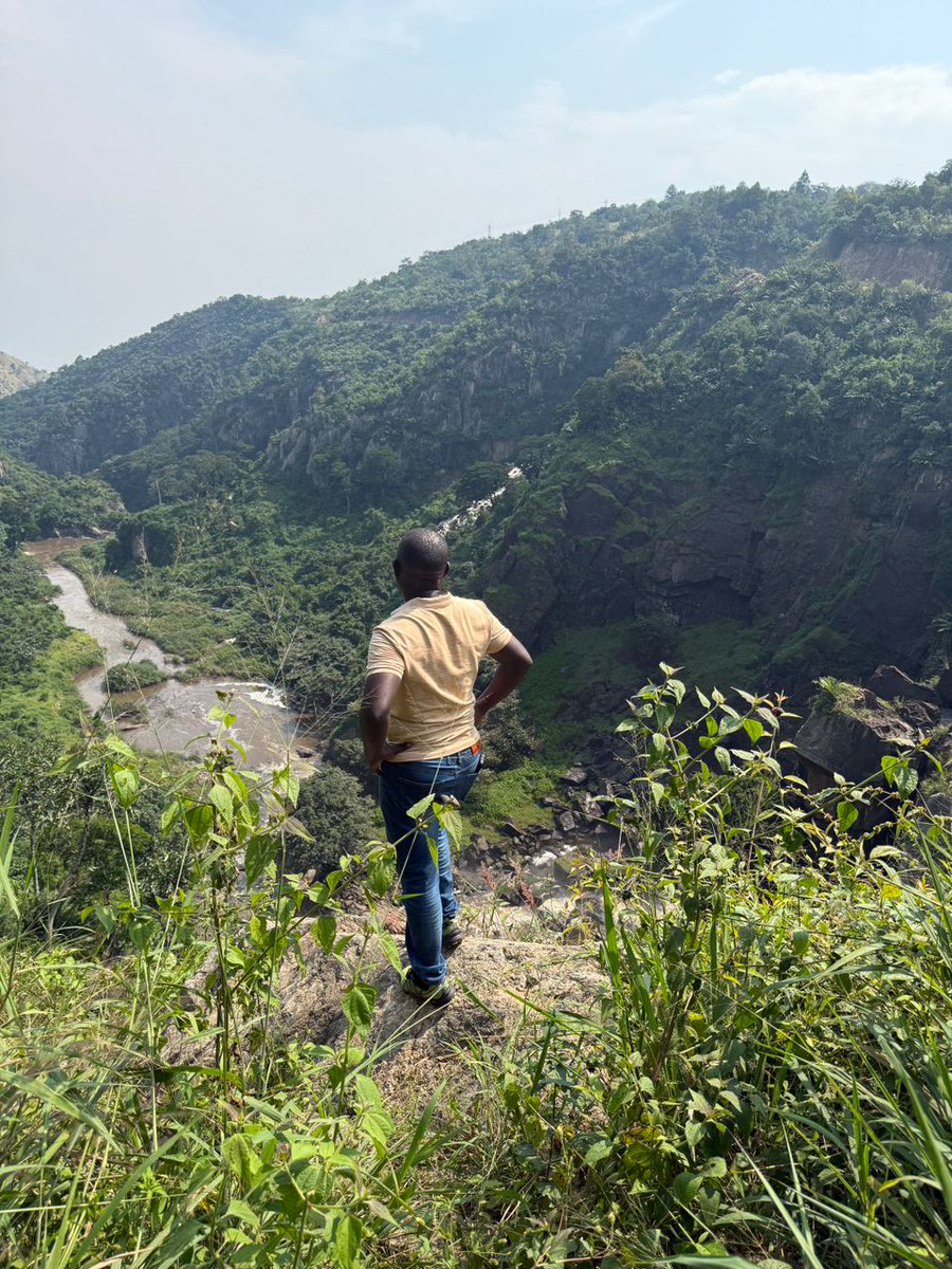 beckersempebwa's tweet image. Mpanga Falls is a waterfall in Ntara, Kitagwenda district, Western Uganda. Mpanga is a location on River Mpanga in Kitagwenda county kitagwenda situated 7 km east of Mpanga Falls.