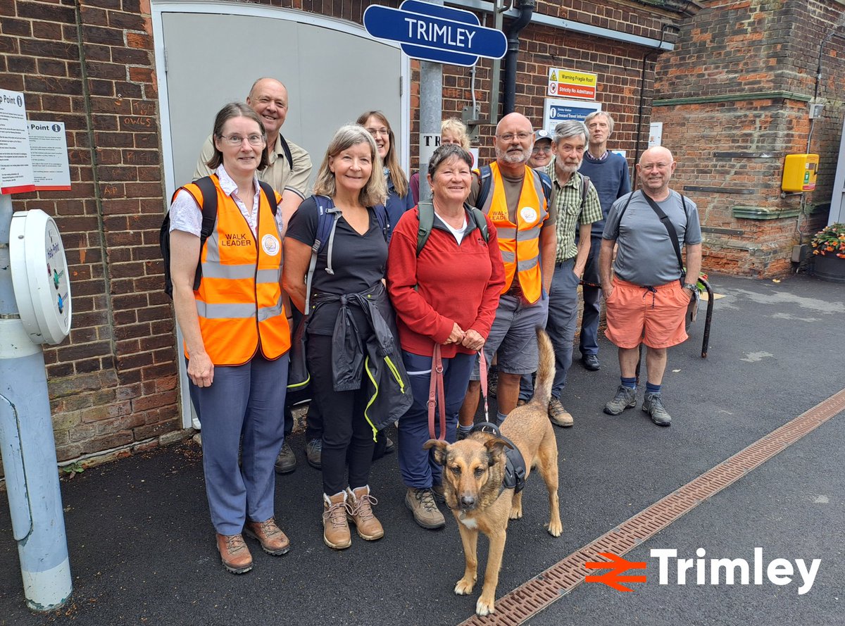 EastSuffolkLine's tweet image. A look at our guided walk this past Saturday! We walked from @greateranglia #Trimley to #Felixstowe via Deben Lodge. It was mainly dry except for a little on/off light rain before lunch. Many thanks to Lee, his first time leading a walk, & to Kate, Maureen & David for the photos!