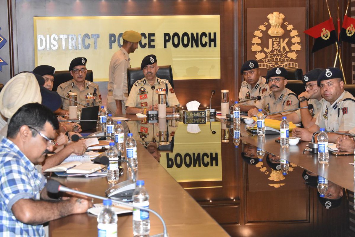 DGP J&amp;K Sh Nalin Prabhat, Spl DGP Sh Javaid Gillani, IGP Jammu Zone Sh Bhimsen Tuti &amp; IG CRPF Sh Gopal K Rao visited DPO Poonch, held a joint security review with officers of Rajouri &amp; Poonch for upcoming Shri Budha Amarnath Ji Yatra 2025.<a href="/JmuKmrPolice/">J&K Police</a> <a href="/ZPHQJammu/">Zonal Police Media Centre- Jammu Zone</a> <a href="/digrprange/">DIG R-P Range</a>