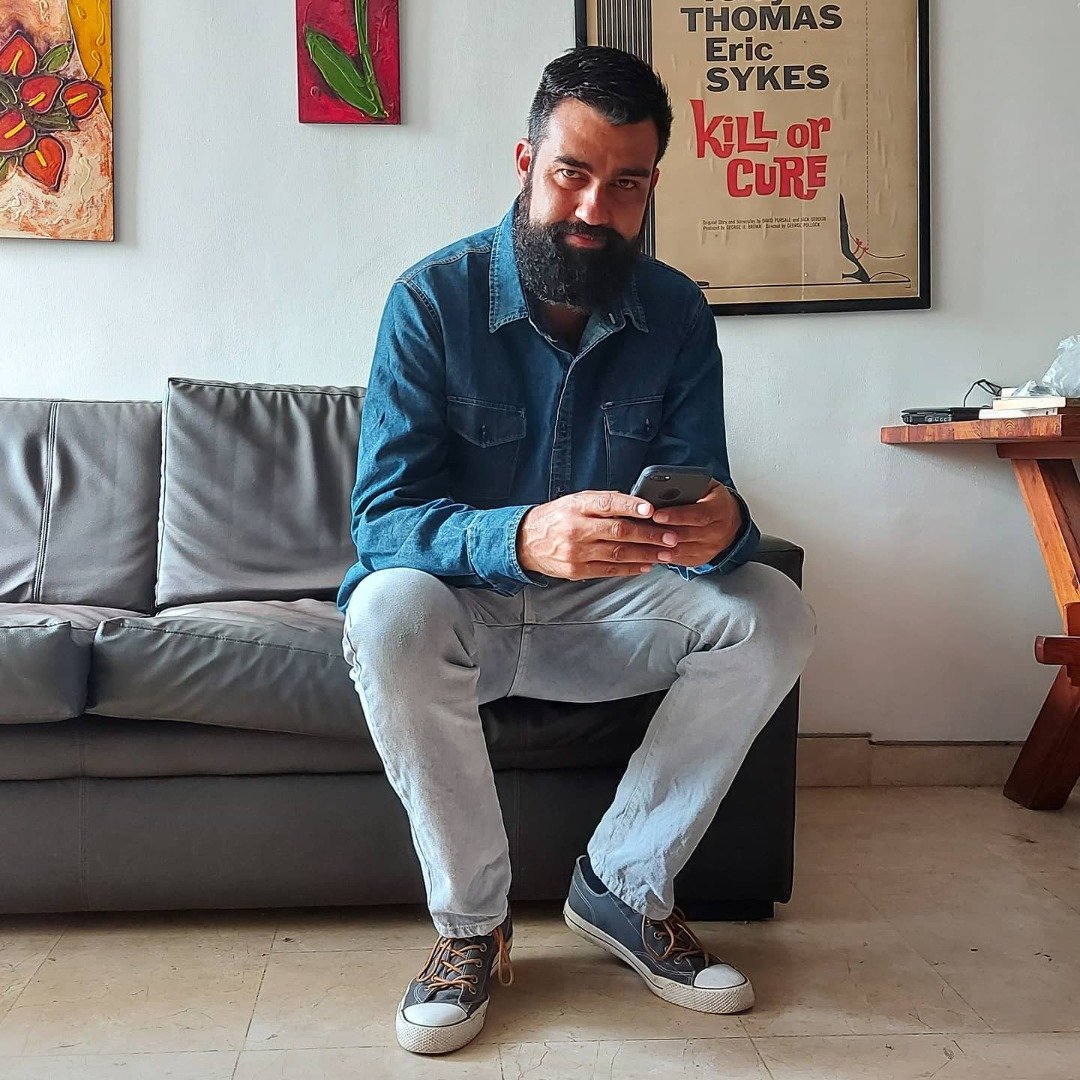 SonPolemicas (@sonpolemicas) on Twitter photo Hoy de cumpleaños el "Alcalde de Cubagua", nuestro hermano y compañero de batallas <a href="/RoiLopezRivas/">Roi Lopez Rivas</a> #FelizCumpleRoi un abrazo, hasta la victoria siempre. Hoy de cumpleaños el "Alcalde de Cubagua", nuestro hermano y compañero de batallas <a href="/RoiLopezRivas/">Roi Lopez Rivas</a> #FelizCumpleRoi un abrazo, hasta la victoria siempre.