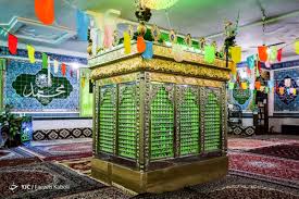 seyedhadikasaei's tweet image. قطع آب و برق بیش از ۱۰ هزار امامزاده در ایران به دلیل شرایط بحرانی به صورت موقت امکان پذیر است. امامزاده گان هم رضایت دارند. چرا فشار به مردم می آورید؟ حکومت و دولت بزرگترین مصرف کنندگان انرژی هستند. #آب