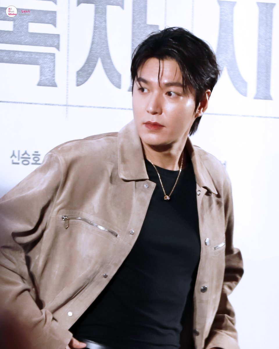 atminho's tweet image. 2025.7.21 전지적독자시점 vip시사회
#이민호 #전독시 #전지적독자시점
무대인사 너무 멀었어 ㅠㅠㅠ