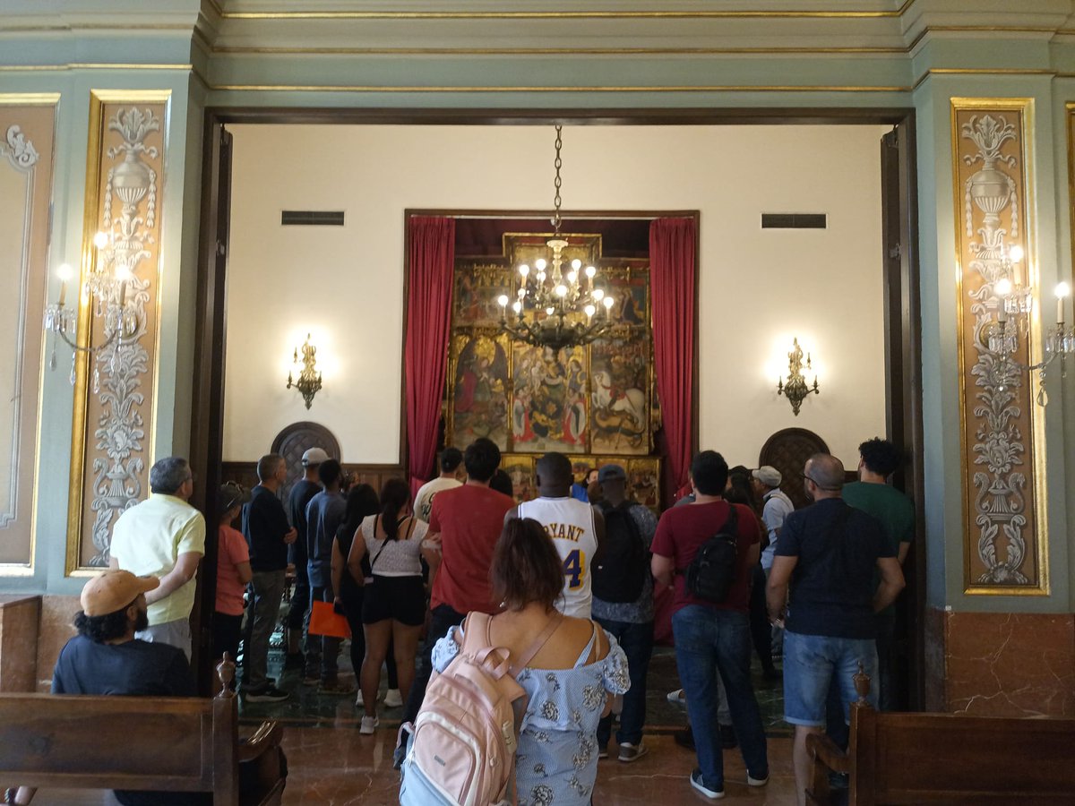 Drets Civils Lleida (@dretscivilsll) on Twitter photo El Servei d'Acollida Municipal del departament de <a href="/dretscivilsll/">Drets Civils Lleida</a> va dur a terme ahir una sortida amb el seu alumnat al Dipòsit del Pla de l'Aigua i al Palau de la Paeria per donar a conèixer la història i el patrimoni de la nostra ciutat. El Servei d'Acollida Municipal del departament de <a href="/dretscivilsll/">Drets Civils Lleida</a> va dur a terme ahir una sortida amb el seu alumnat al Dipòsit del Pla de l'Aigua i al Palau de la Paeria per donar a conèixer la història i el patrimoni de la nostra ciutat.