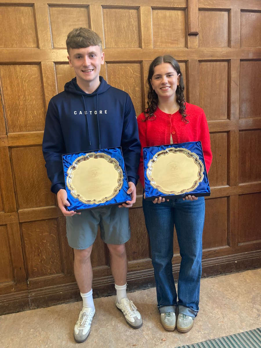 Congratulations to Ellen Parker (Class 2025) and Patrick Neary (Class 2025) who received the Outstanding Student Contribution Award (OSCA) – recognised by Newbridge College and awarded by the Past Pupil Union ➡️newbridge-collegeppu.ie/pages/latest-n…