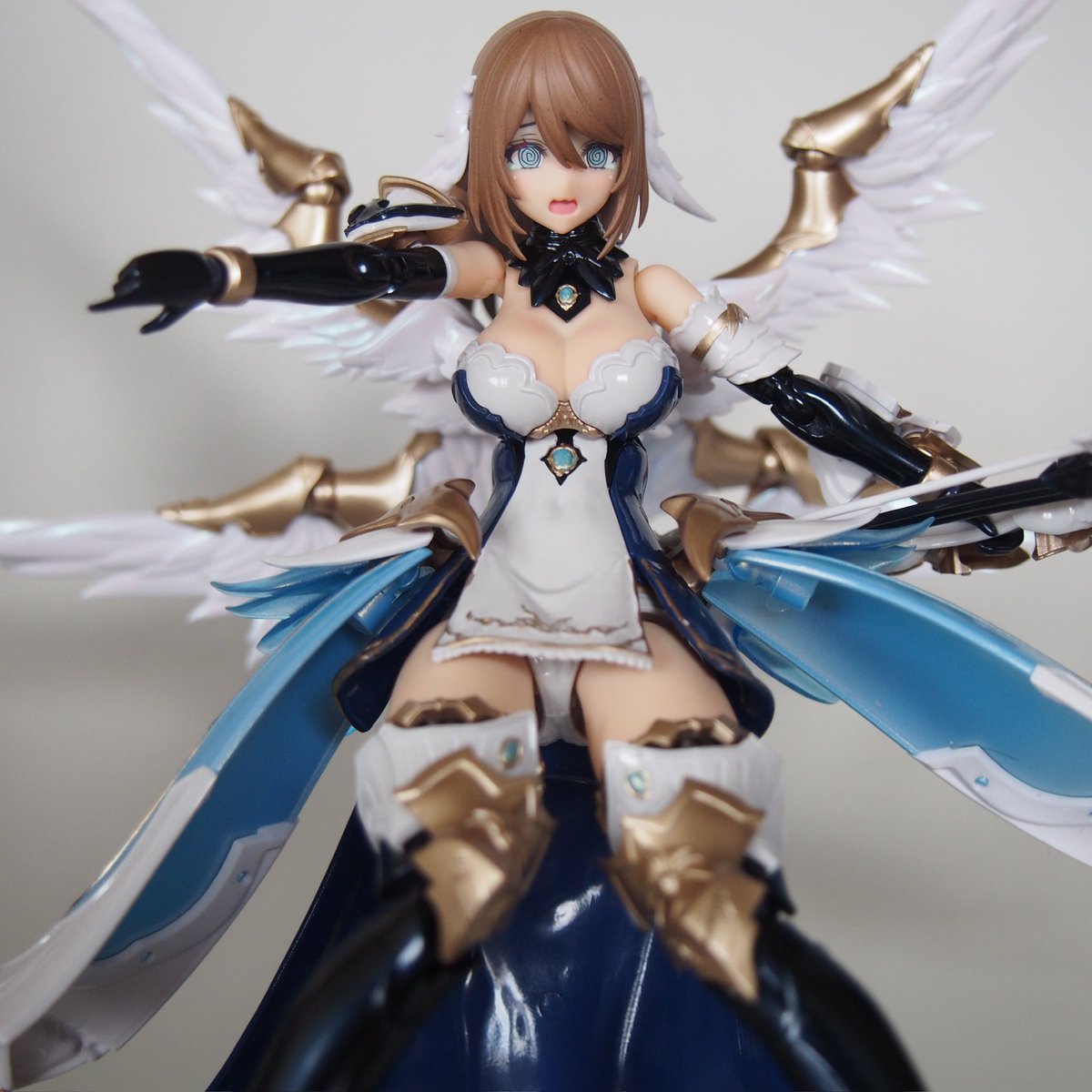 アーレウス tweet media