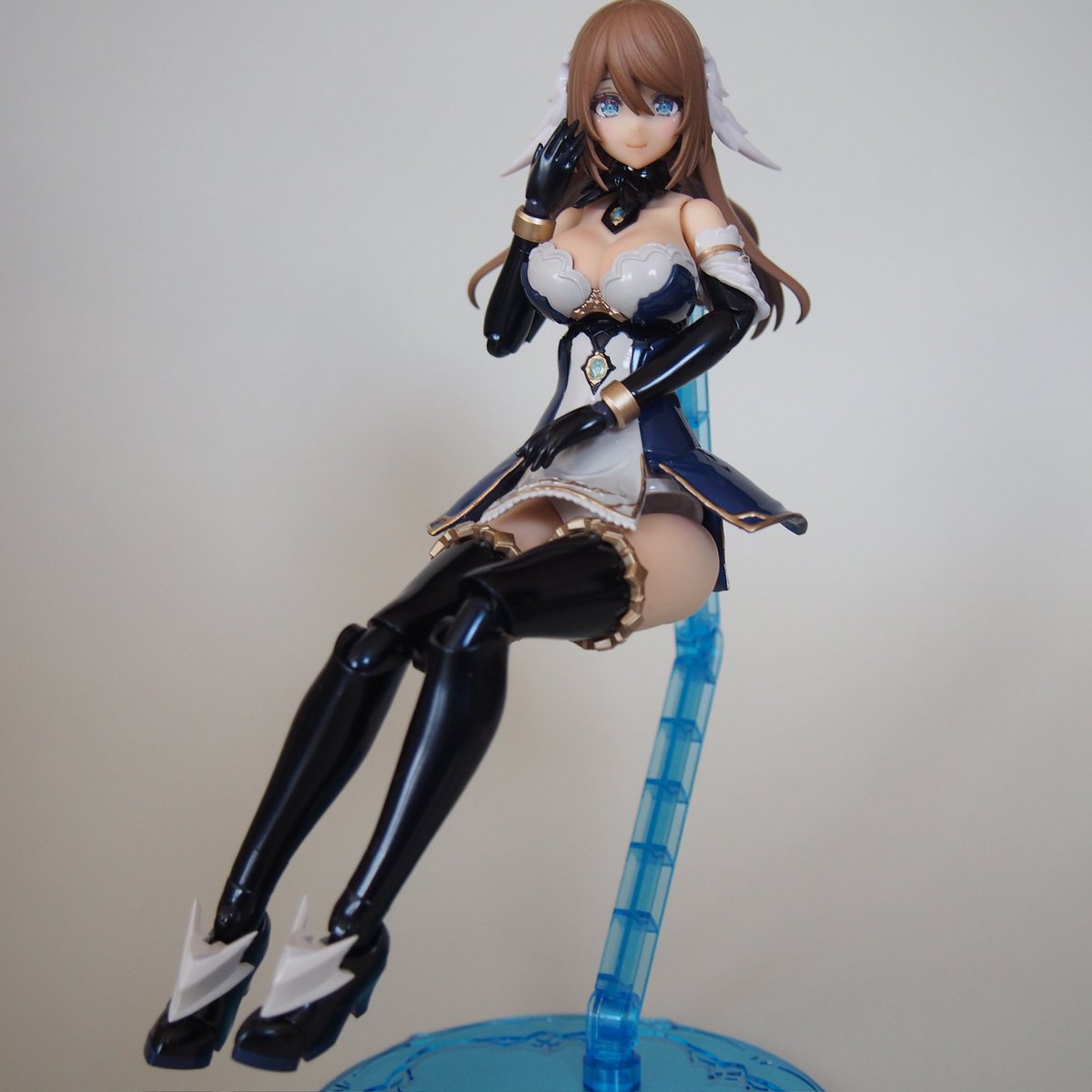 アーレウス tweet media